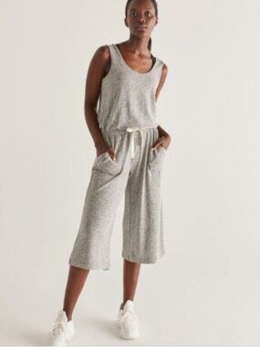 💠NEW Reitmans Hyba Gray Sleeveless Jumpsuit Womens Large Knit Cropped Pants